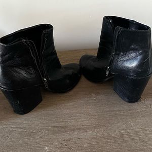 Dolce Vita Black Booties